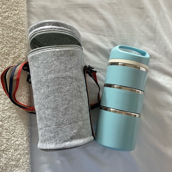 Lunch box/insulator - Picture 1 of 2